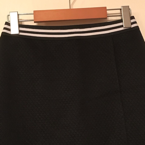New A&F wrap skirt - Picture 2 of 5